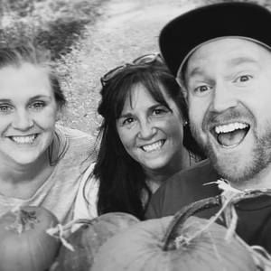 Meet your Posher, Suzanne